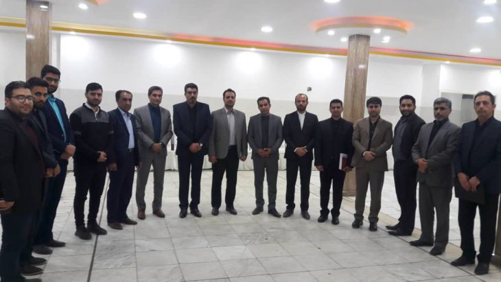 جلسه هم اندیشی اعضای ستاد دکتر روحانی، دبیران احزاب اصلاح طلب، فعالین سیاسی ومطالبه گران اجتماعی برگزار شد.