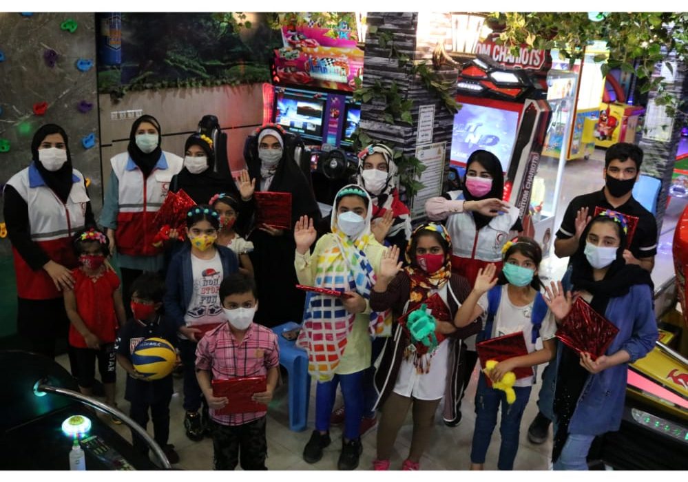 روز متفاوت کودکان با اجرای طرح «به وقت شادی» در اندیمشک