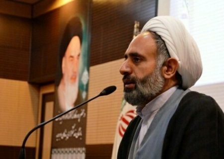 حضور روحانیون مشاور در ۶۵ کلانتری در تهران