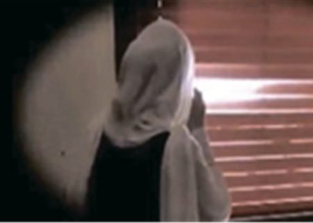زندگی عجیب دختری که فرزند همسر صیغه‌ای پدرش است