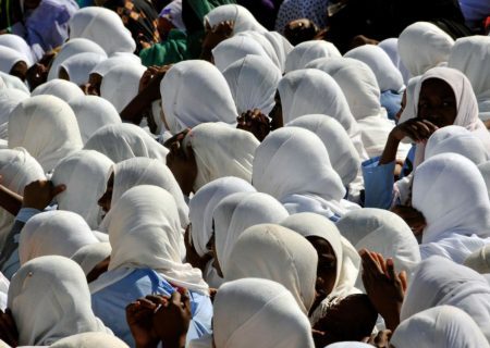 پوشیدن عبا در دانشگاه‌های سودان ممنوع شد