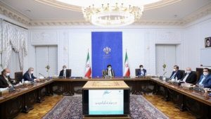 متاسفانه باید صریح گفت؛ حل مسائل ایران در سطح این دولت نیست