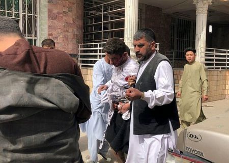 انفجار در مراسم روز خبرنگار در مزارشریف چند کشته و زخمی بر جای گذاشت