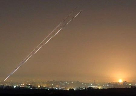 شلیک راکت به شهرک‌های مجاور نوار غزه/ آژیر خطر فعال شد