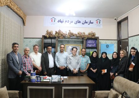 آیین تقدیر از خبرنگاران همکار خانه سمن‌های استان برگزار شد