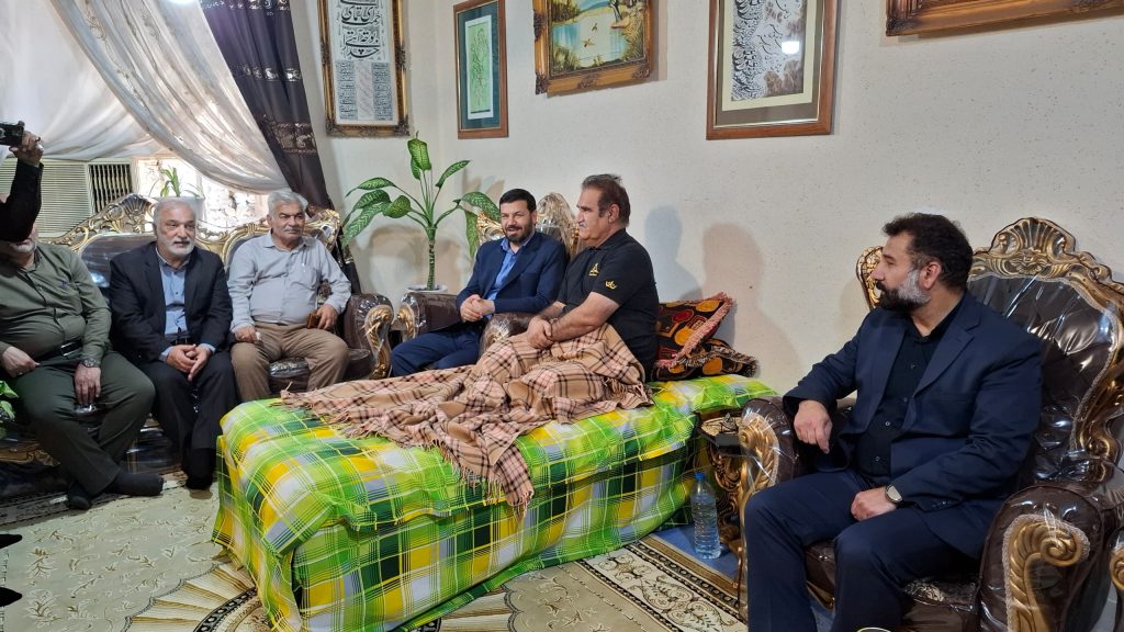 مدیرکل ارشاد اسلامی در مسیر روایت‌گری فرهنگی؛ از وداع با پیمان نجف‌پور تا عیادت هنرمندان پیشکسوت مسجدسلیمان