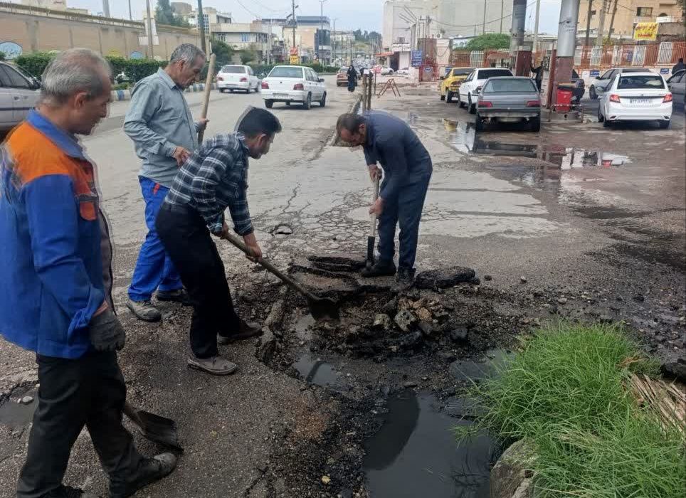 تقدیر ویژه از تلاشگران عرصه پاکیزگی؛ تجلیل از پاکبانان فداکار مسجدسلیمان در دوران جنگ، رمضان و ایام نوروز