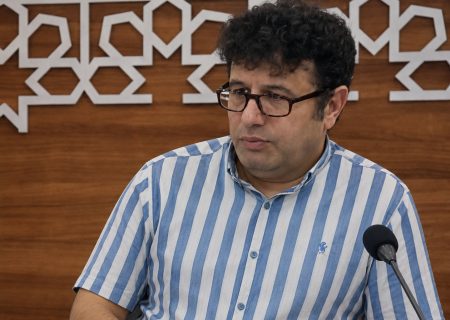 استاندار خوزستان به‌جای اتکا به نیروهای دولت، زیر فشار نمایندگان تصمیم می‌گیرد / هفته دولت را باید به مجمع نمایندگان تبریک گفت