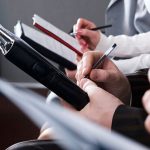 وقتی سیاست تعامل با رسانه در خوزستان به شکایت از خبرنگار می‌رسد