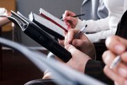 وقتی سیاست تعامل با رسانه در خوزستان به شکایت از خبرنگار می‌رسد